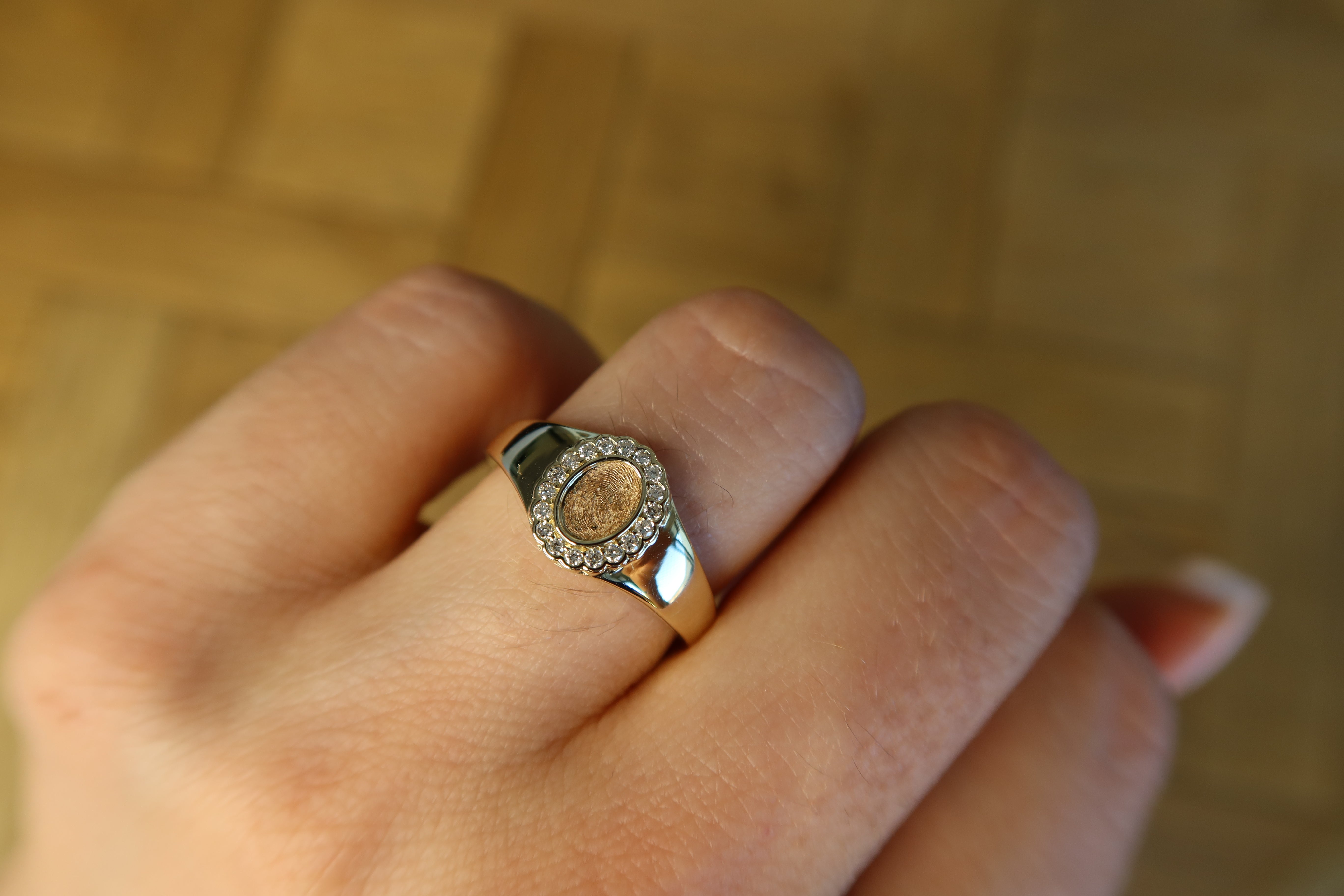 fingerprint memorial ring in 10 karat yellow gold with lab diamonds 