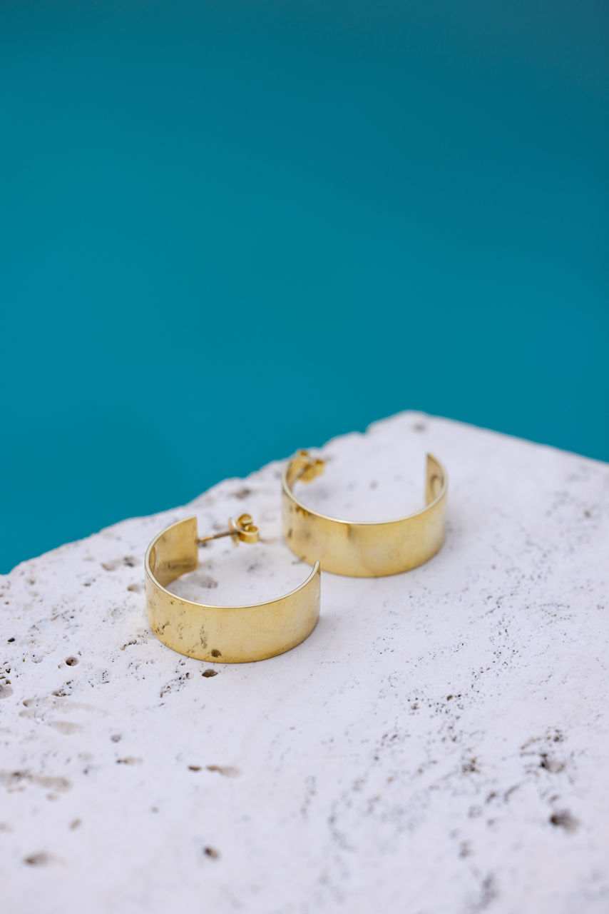 gold hoop earrings